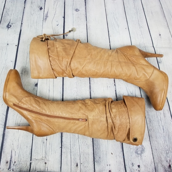 VIANNI COLLECTION | tall stacked heel slouchy boots - Picture 2 of 9